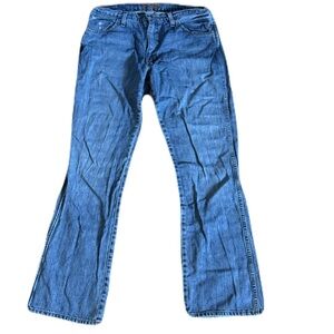Wrangler 34 x 32 Blue Medium Wash Bootcut Jeans